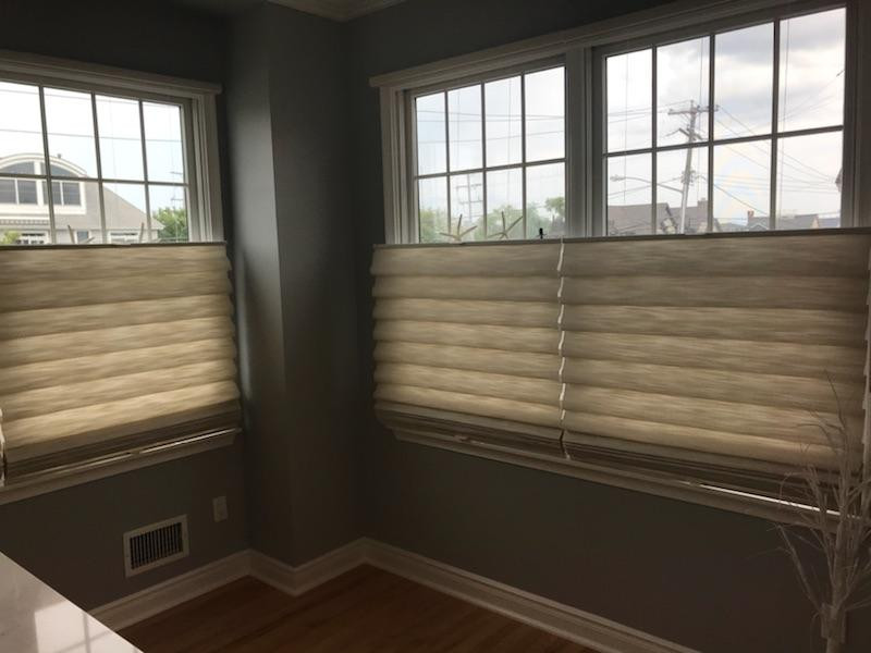 Alustra Vignette Modern Roman Shade