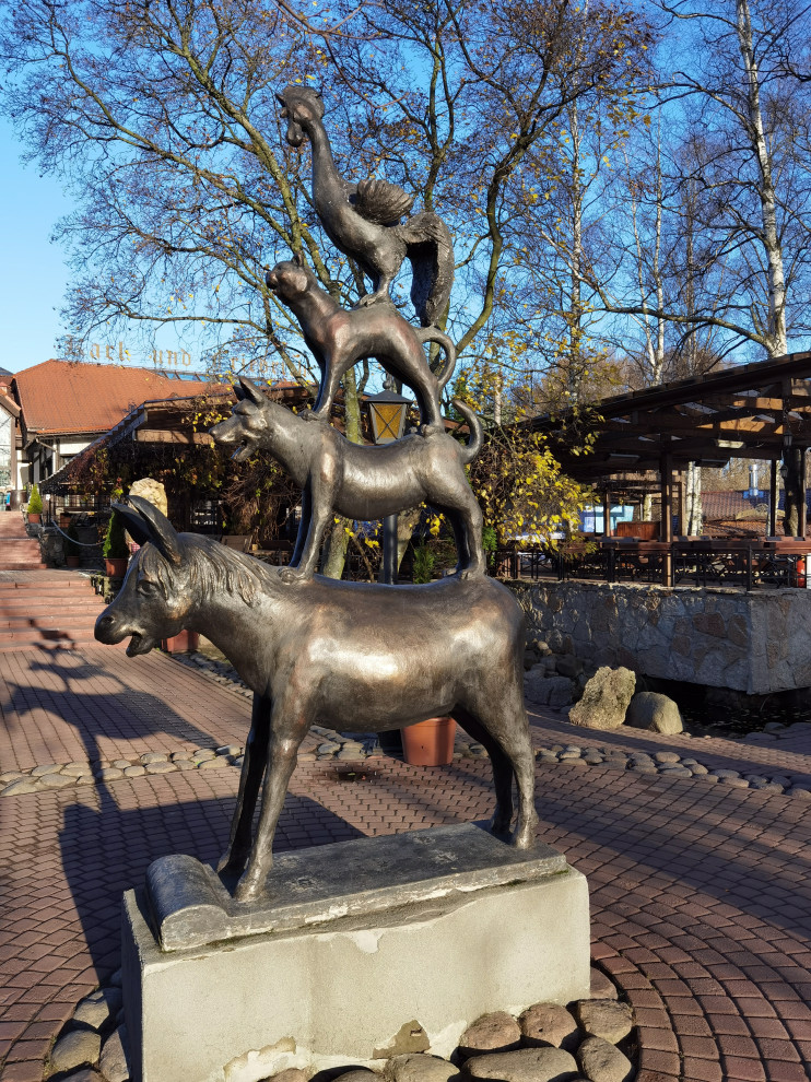 Трубчатые радиаторы Arbonia в ресторан Карл и Фридрих