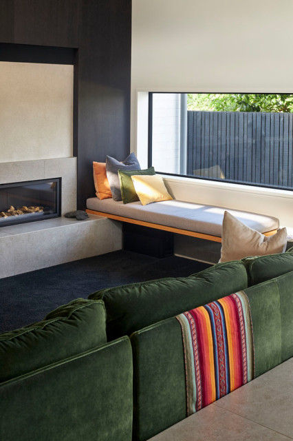 Three Gables contemporary-vardagsrum