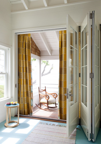 Porch contemporary-veranda