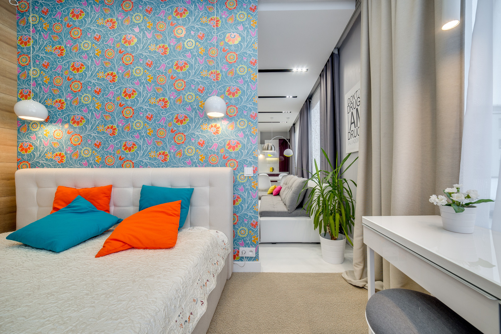 СТИРАЯ ГРАНИЦЫ