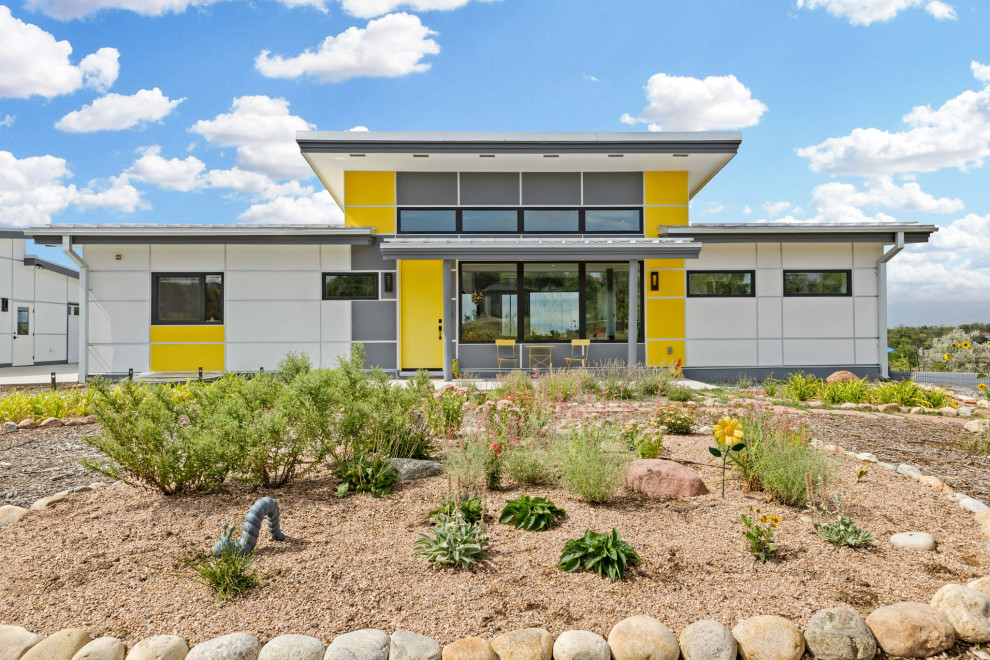 Inspiration for a contemporary exterior home remodel in Denver