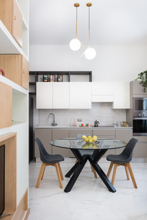 Sala Da Pranzo Aperta Verso La Cucina Moderna Foto Idee