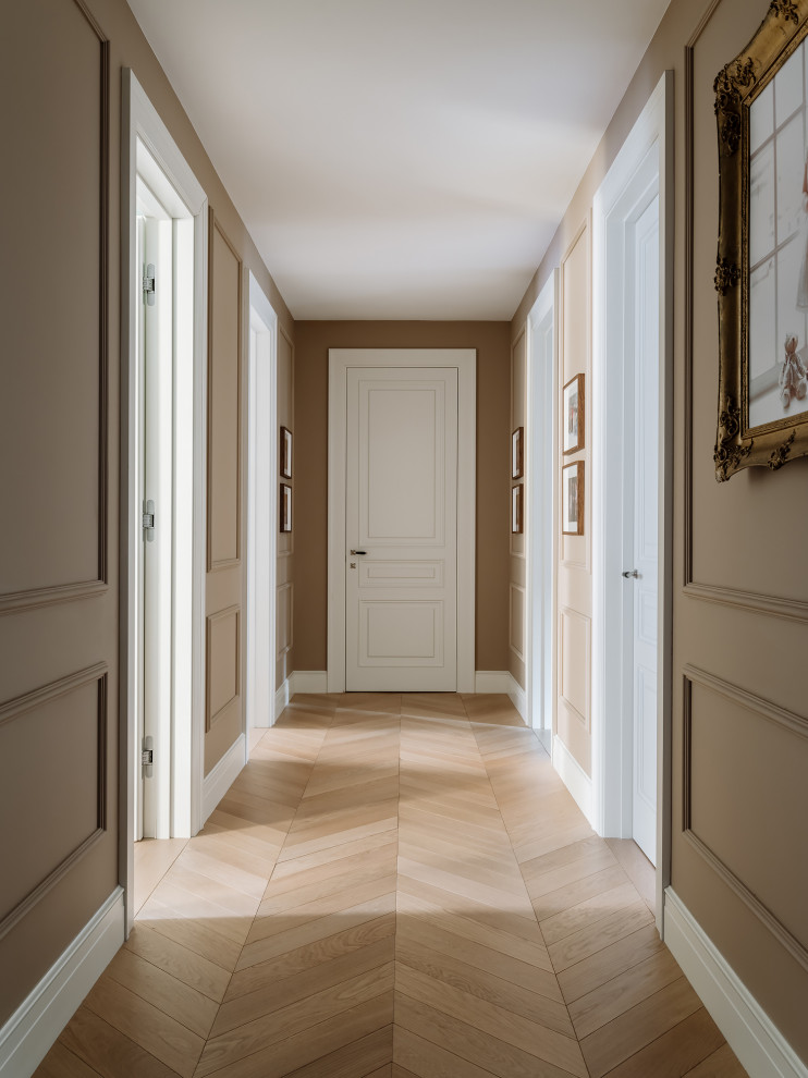 Свежая идея для дизайна: коридор - отличное фото интерьера