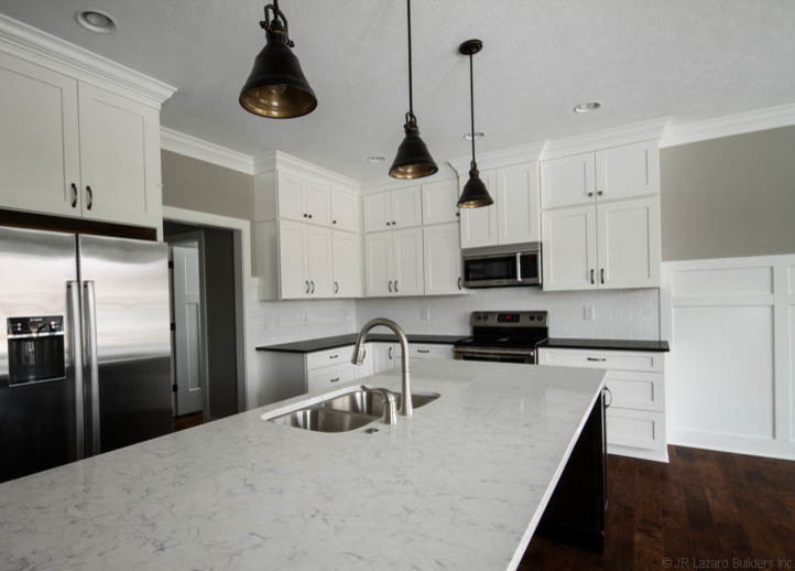 Transitional kitchen photo in Indianapolis