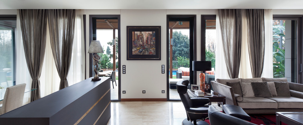 Photo of a contemporary family room in Barcelona.