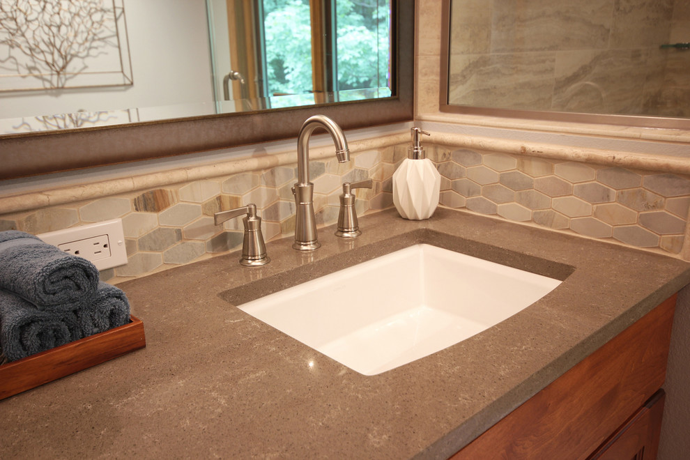 Inspiration for a transitional bathroom remodel in Milwaukee
