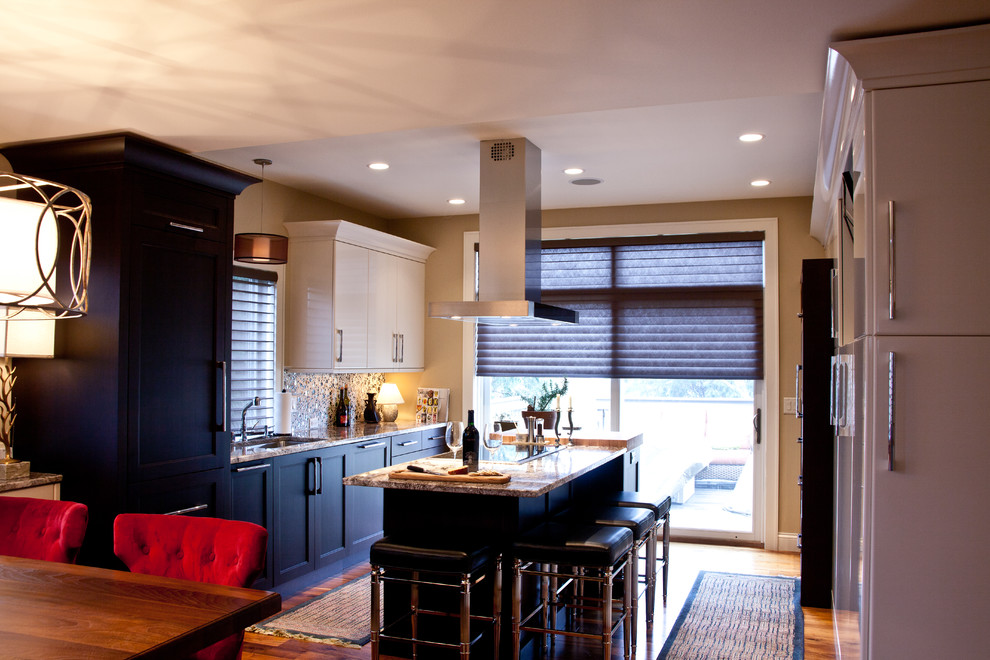 Home design - transitional home design idea
