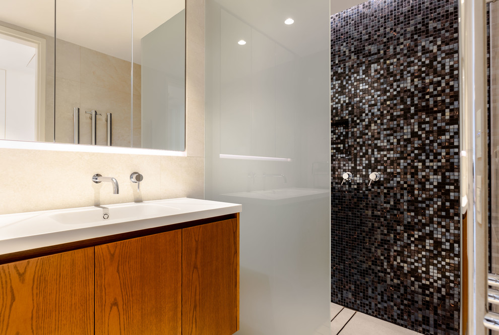 Inspiration for a contemporary bathroom in Sydney.
