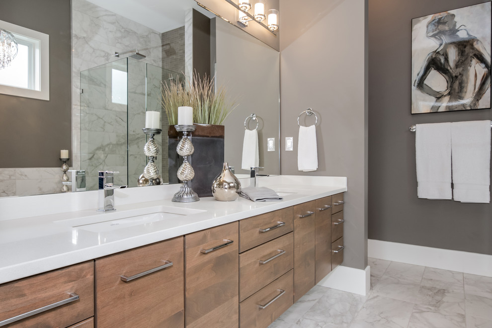 Inspiration for a modern bathroom remodel in Vancouver