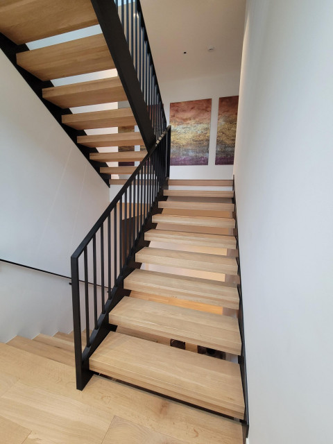 Project #146 | Mid Century Modern Staircase mid-century-treppen