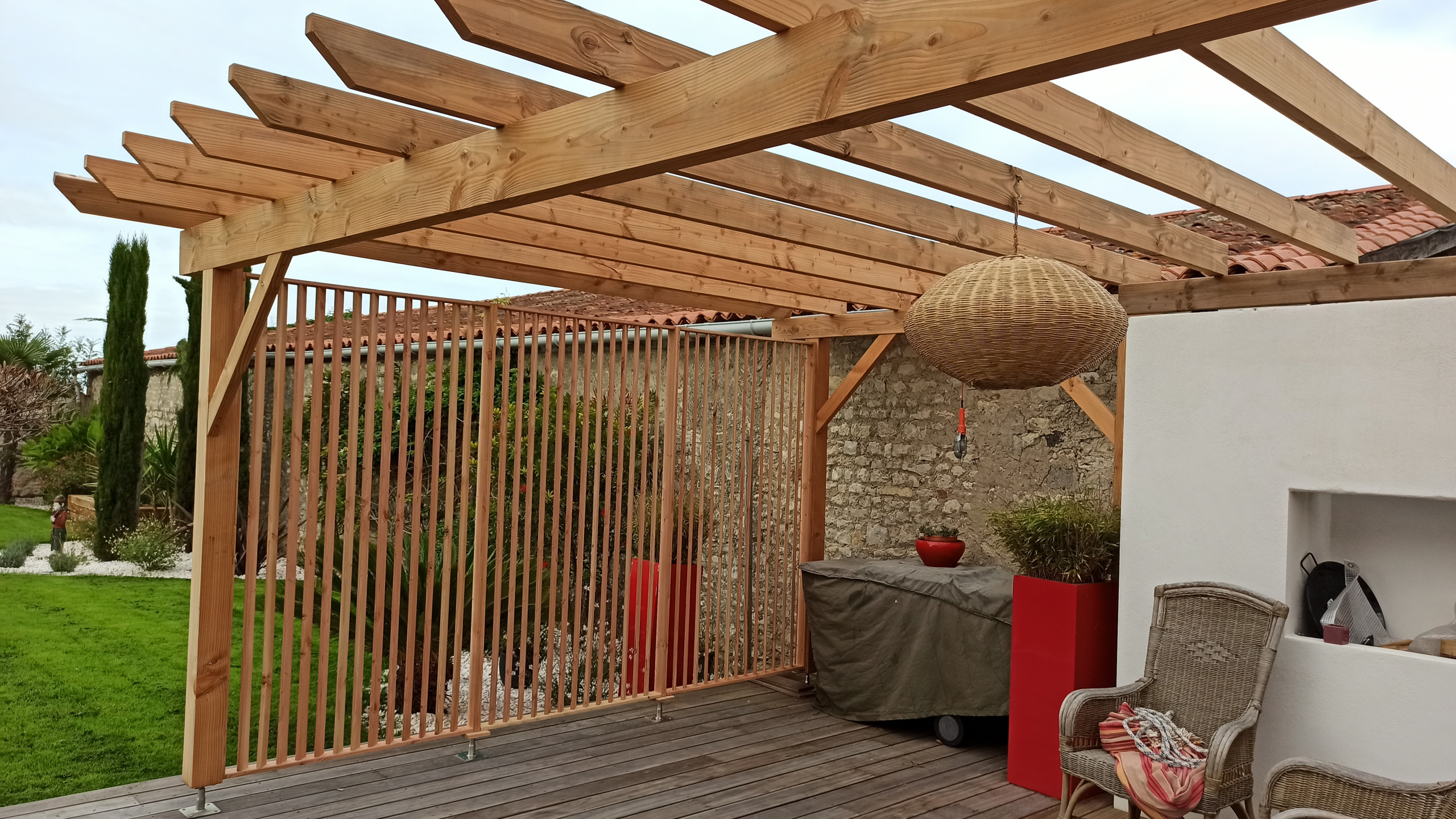 Terrasse et pergola