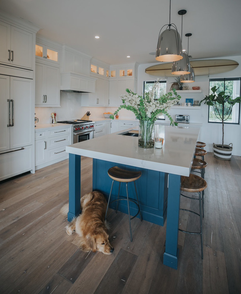 Kitchen - transitional kitchen idea