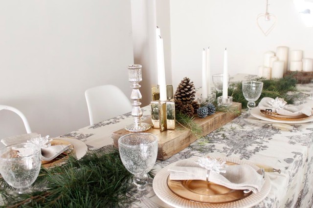 Hazlo tú mismo: Un centro de mesa con piñas decoradas y velas