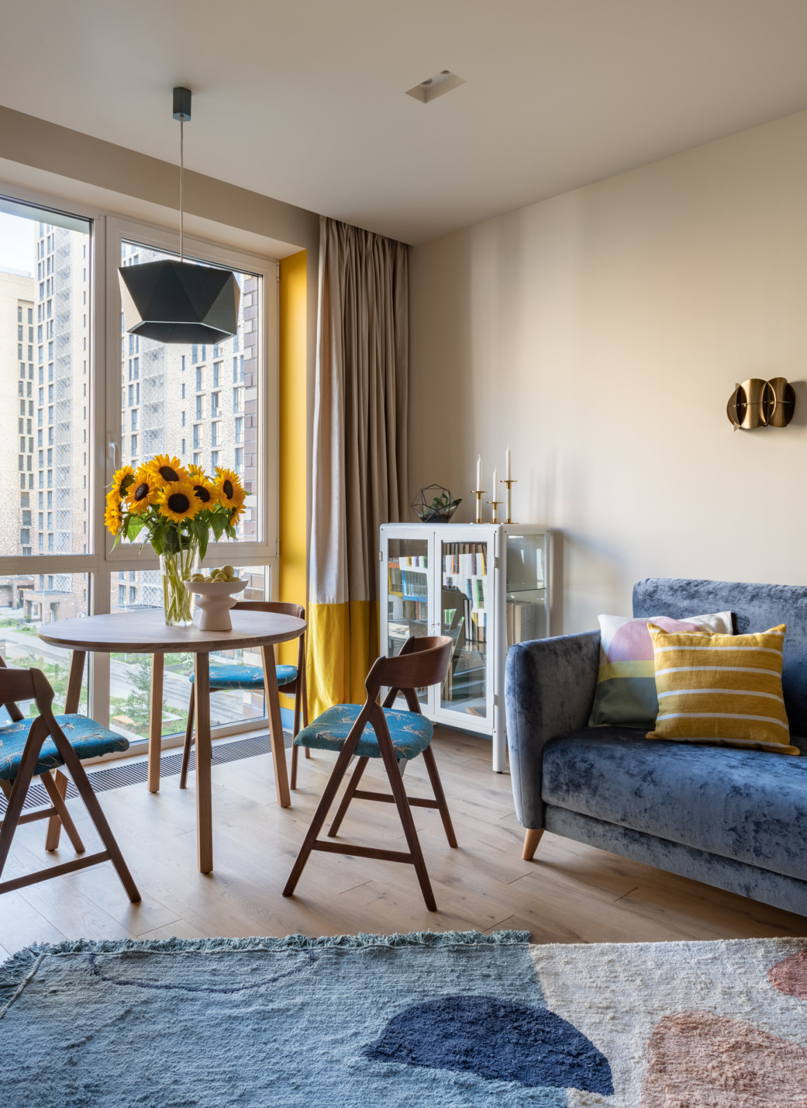 Яркая квартира