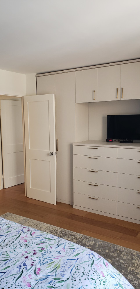 Apartment Remodeling - Lincoln Guild Apt 8EE
