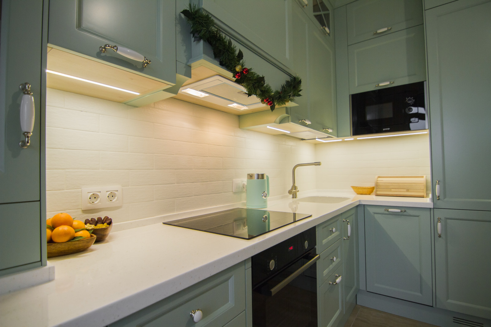 УЮТНАЯ КУХНЯ ДЛЯ МОЛОДОЙ СЕМЬИ