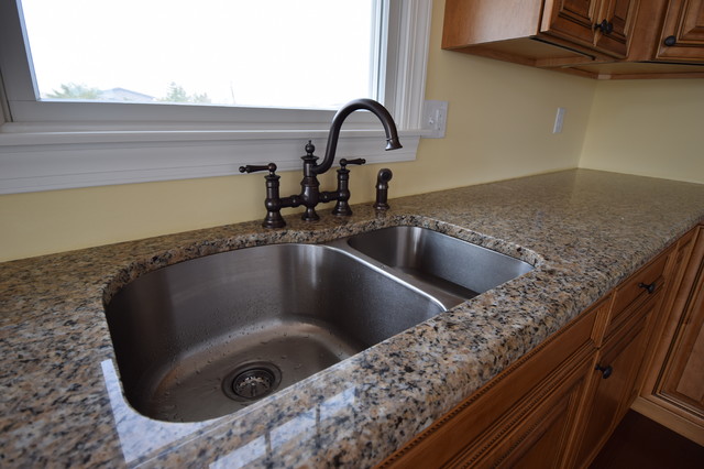 Kitchens costero-grifos-de-cocina