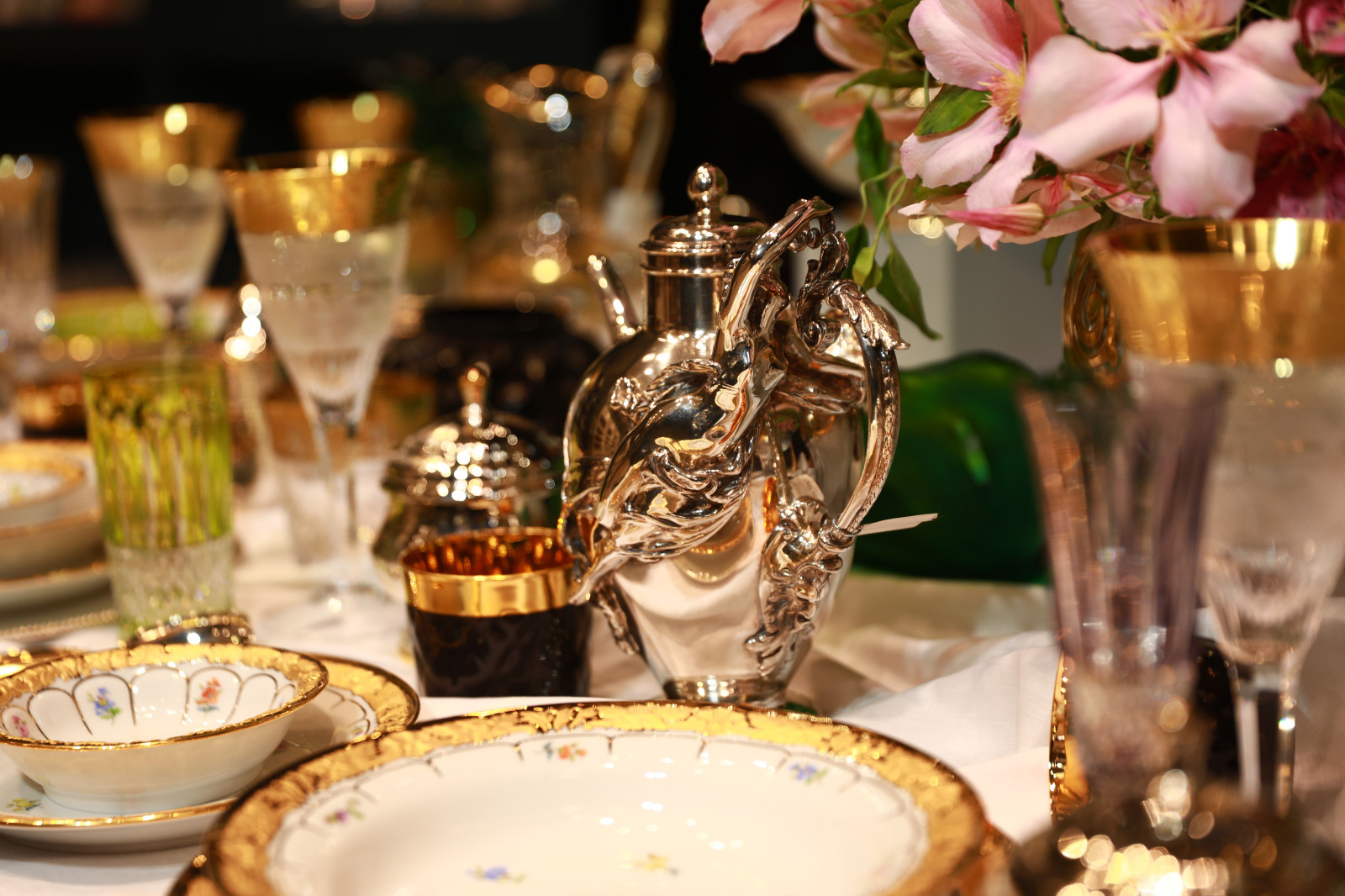 The table setting. Сlassic