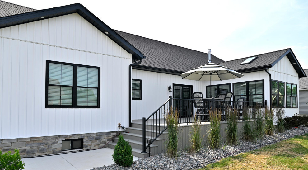 Ranch House with attached Garage