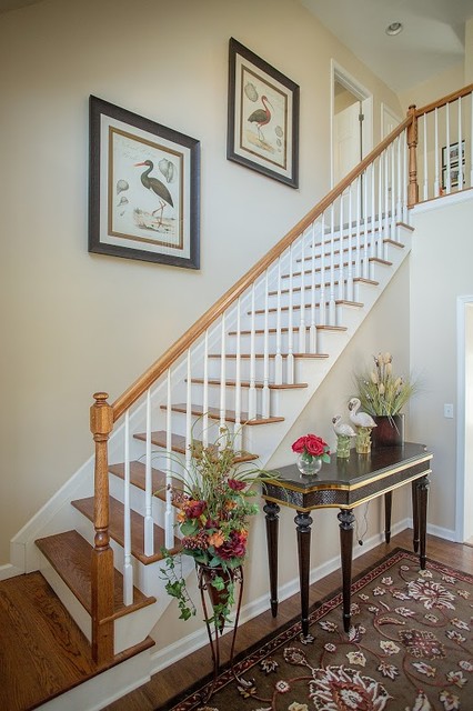 Milton Model classique-escalier