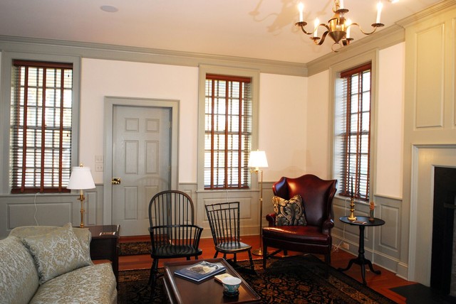 Rayfield Project traditional-living-room