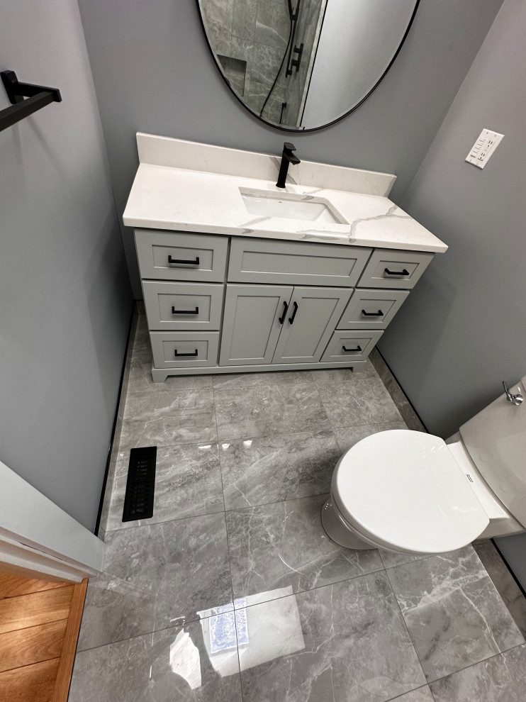 West Graham Place - Traditional Bathroom - London, ON