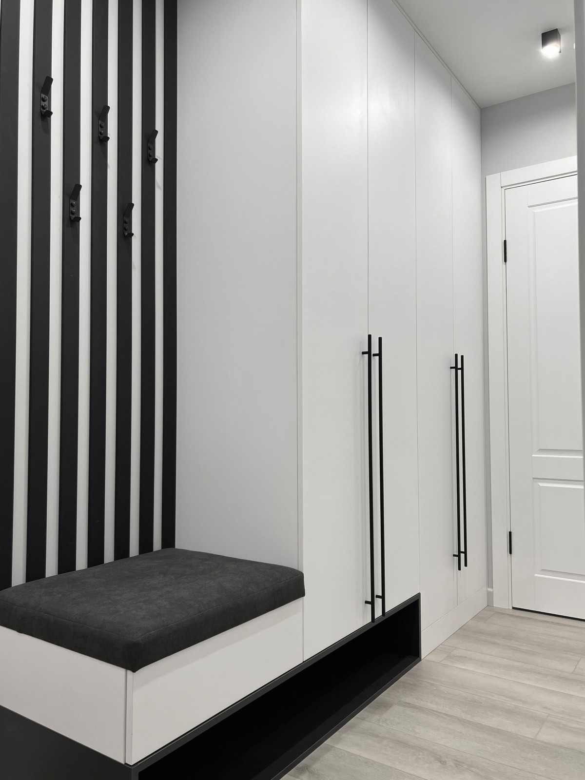 Минимализм в холодных тонах,