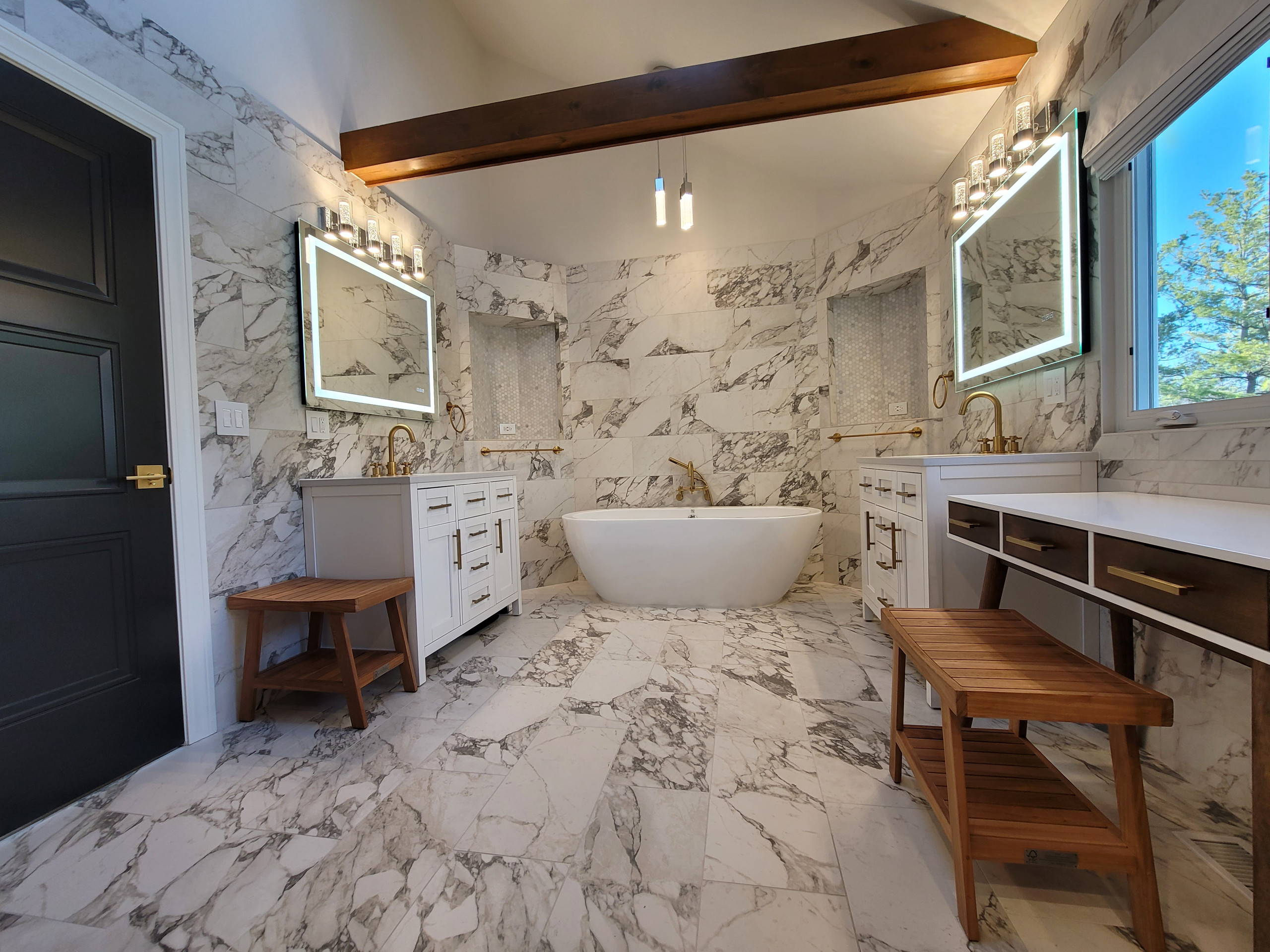 Dream white Bathroom