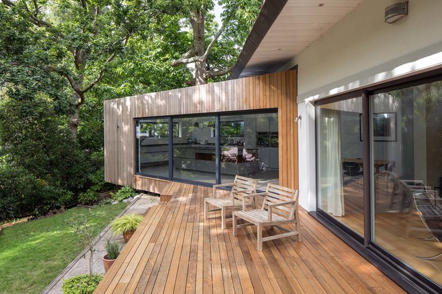 Floating House moderno-terrazza