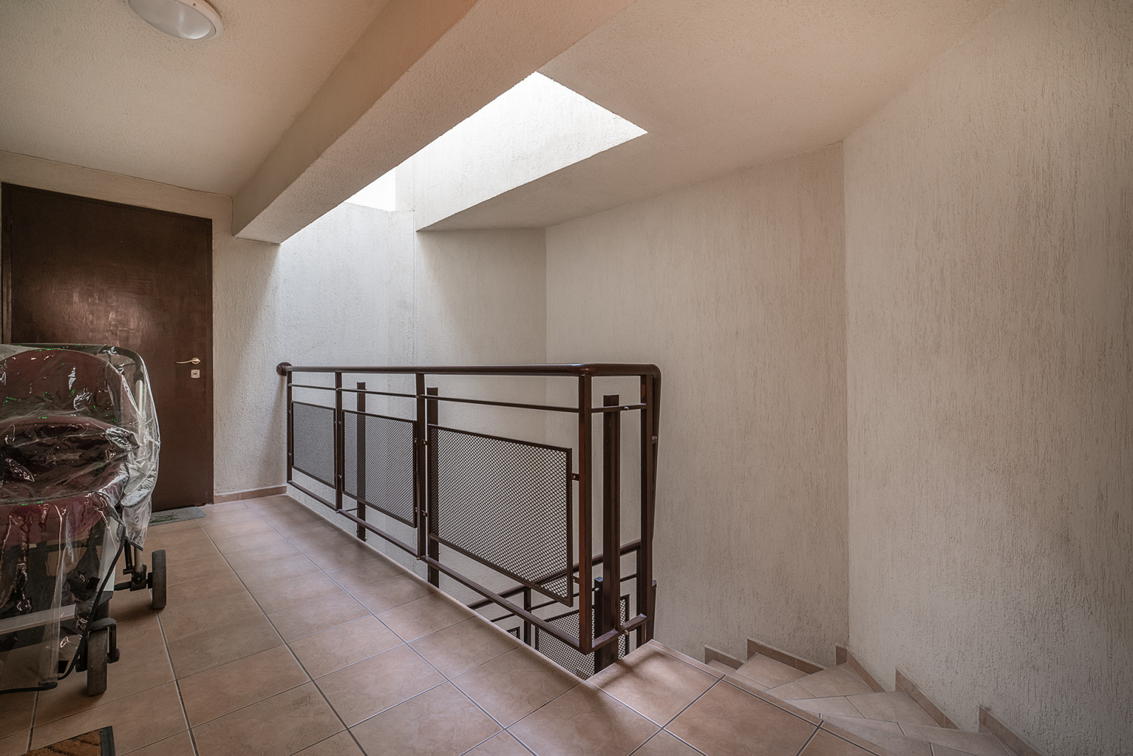 Варна, Хан Пресиян 16