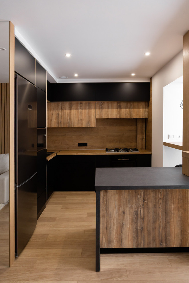 Современный интерьер с казахскими национальными элементами.