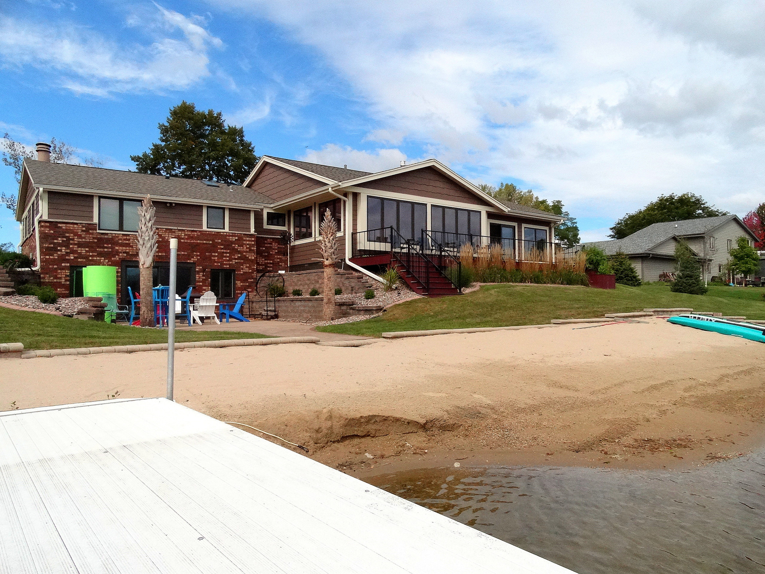 Muskego Residence - Exterior and Sun Room Addition