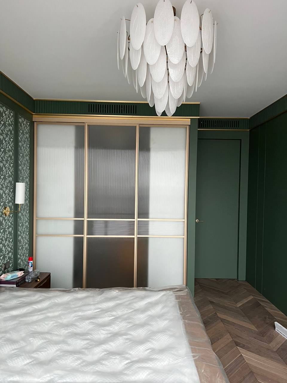 Двери купе для шкафа