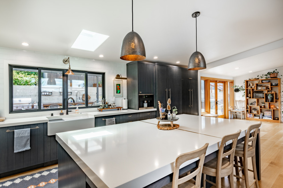 Bayside Mudroom, Kitchen, Patio Passthrough, Family Room & Primary Suite