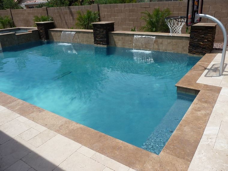 Example of a classic pool design in Phoenix
