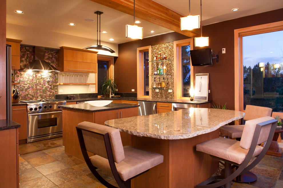 Inspiration for a contemporary kitchen in Albuquerque with granite benchtops and stainless steel appliances.