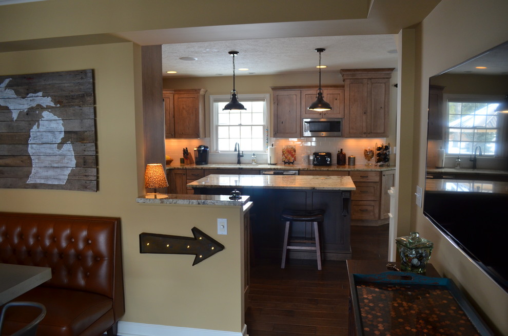 Kitchen - rustic kitchen idea