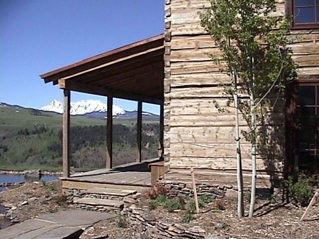 Warming Hut at Grayhead