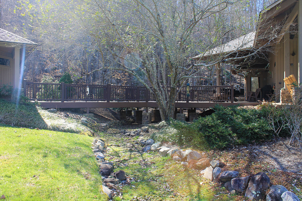 Large mountain style home design photo