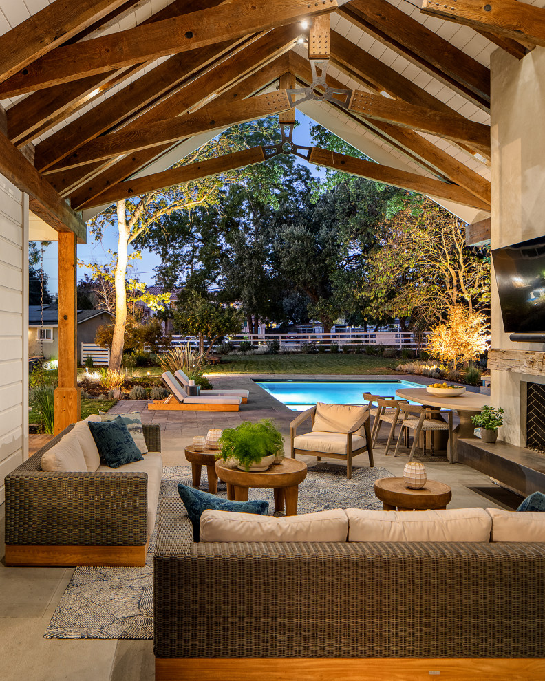 Inspiration for a country patio remodel in San Francisco