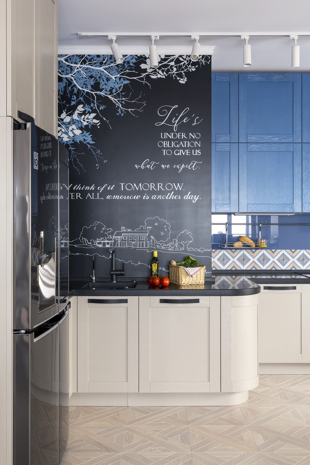 Квартира "Синий агат и яркая охра"