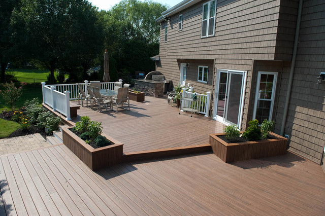 Deck transitional-terrace