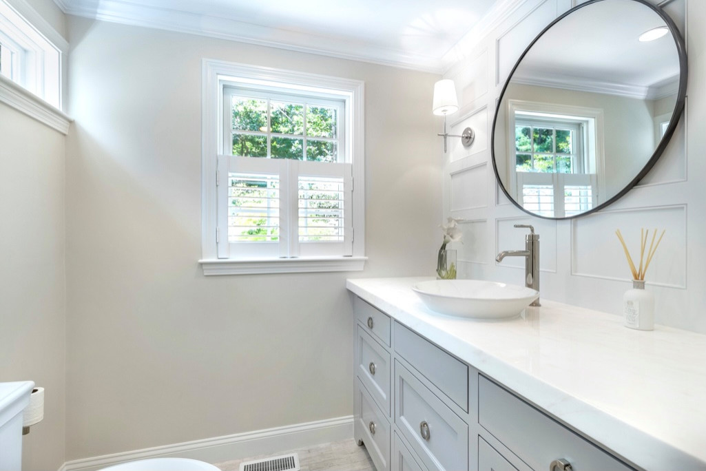 Medfield Colonial Powder Bath