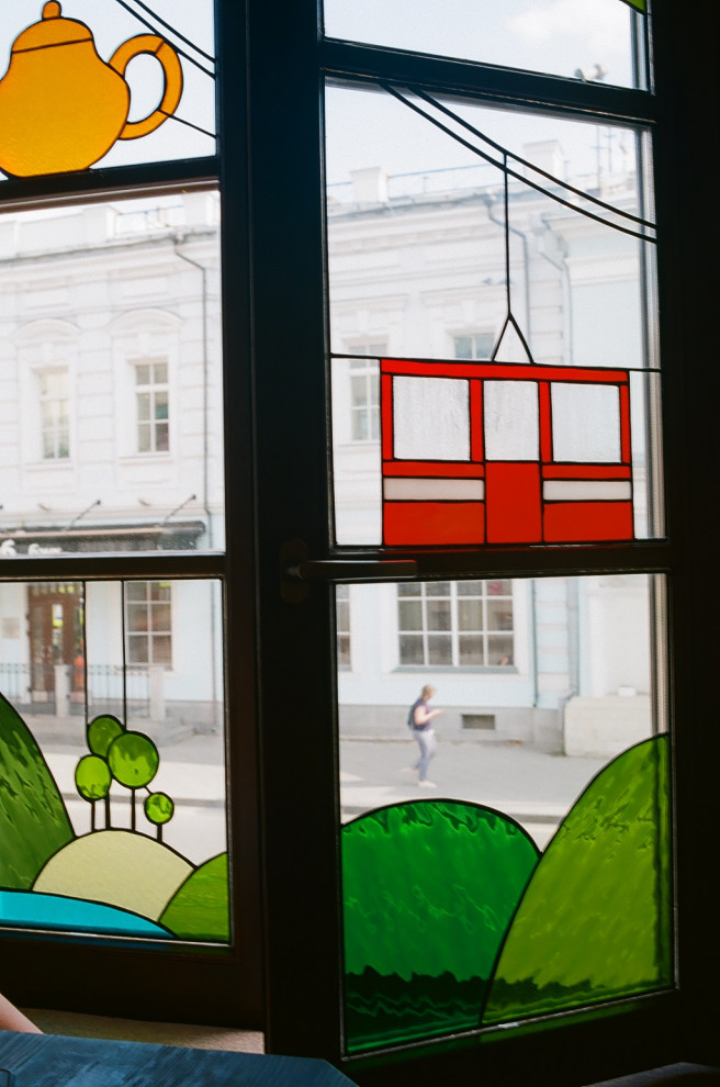 Витражные окна