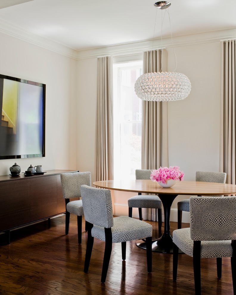 Transitional dining room in Boston.