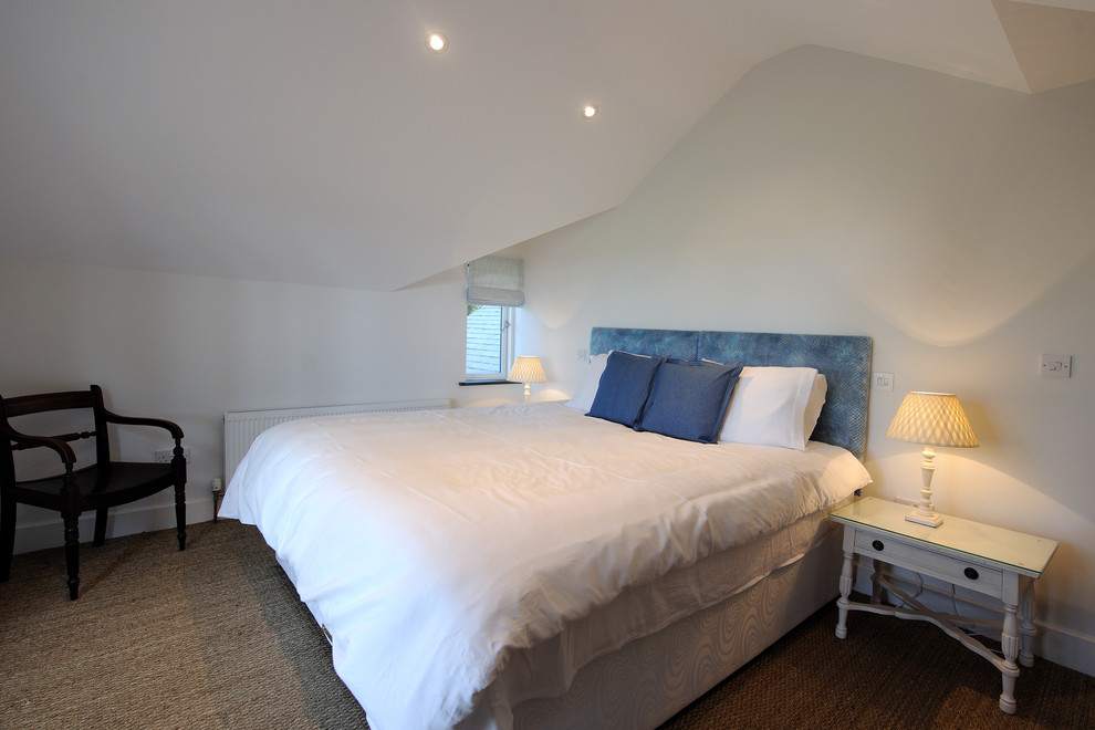 Inspiration for a contemporary bedroom remodel in Cornwall