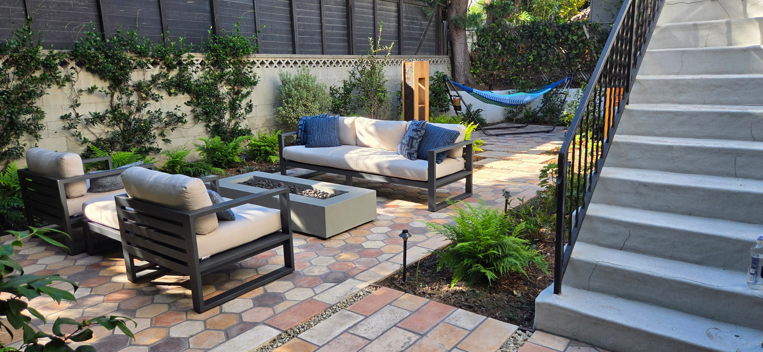 West LA Curb Appeal and Private Tranquility