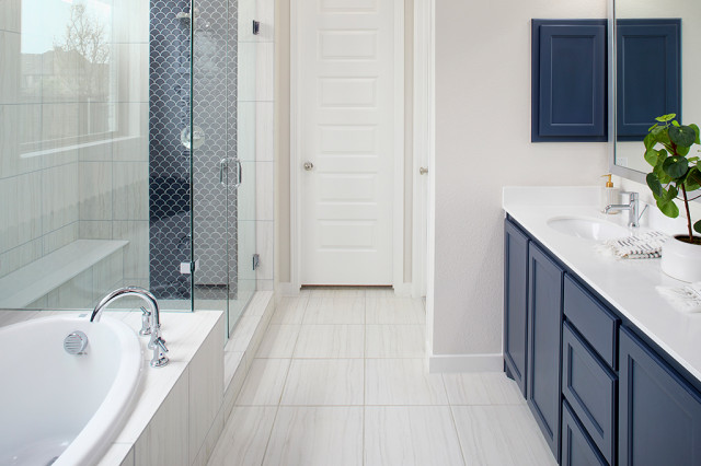 The Village at Twin Creeks // Allen, TX // Shaddock Homes bathroom