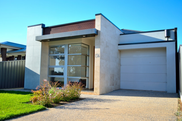 136 Wright Road, Ingle Farm trendy-hus-og-facade